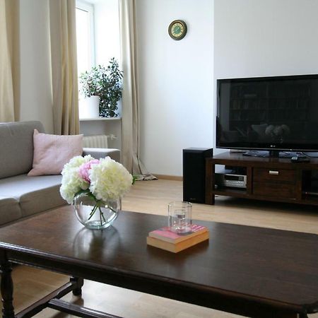 Two-Bedroom Kalamaja Apartment Tallinn Ngoại thất bức ảnh